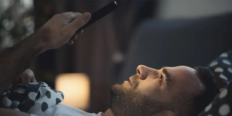 effect of technology on sleep